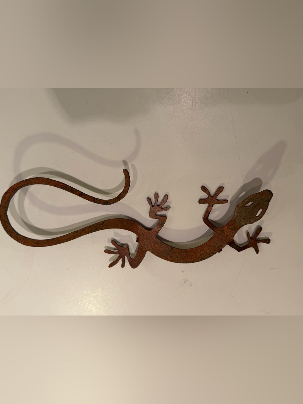 Vintage Rustic Metal Gecko Lizard Wall Art Indoor or Outdoor